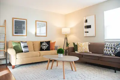 Image de Bright and spacious 2-bedroom unit in North Aurora