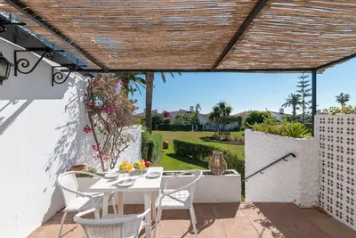 Image de Estepona Town - Beautiful townhouse 50 meters to the beach