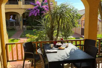 Image de Magnificent apt. with terrace, solarium, barbecue, own wifi, a/c and swimming pool.