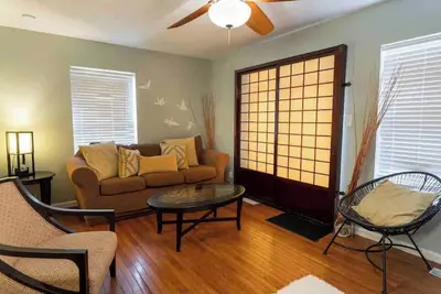 Image de Relax & have fun in this Columbia 3 level townhome