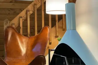 Image de A Unique Modern Tree House Style Cabin