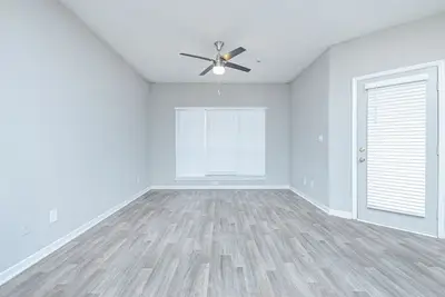 Image de City Escape (Unfurnished)