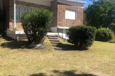 Image de House Piriápolis Residential area beach 3 blocks