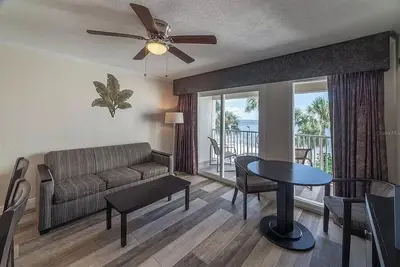 Image de Waterfront Condo - Sunset View of Tampa Bay