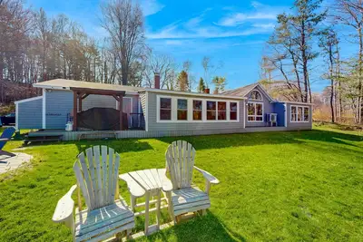Image de Gorgeous Waterfront Home on Westport Island with 2 Sunrooms