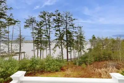 Image de New Riverfront Condo in Sheepscot Harbour - Walk to Famed Seafood Eatery