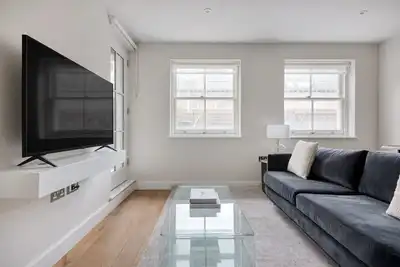 Image de Modern Waterloo 2br open plan with Balcony on Lower Marsh, by Blueground