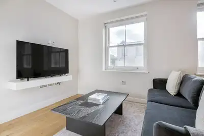 Image de Modern Waterloo 2br open plan with Balcony on Lower Marsh, by Blueground