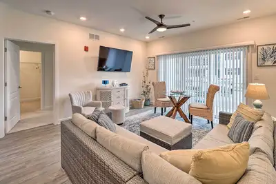 Image de Furnished Balcony, Community Perks: Lewes Condo!