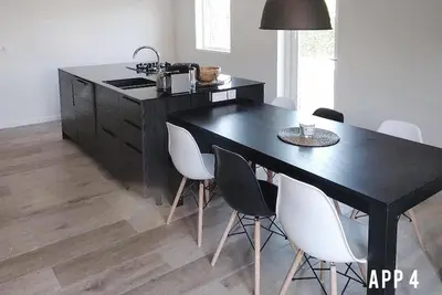 Newly renovated apartments on large grounds