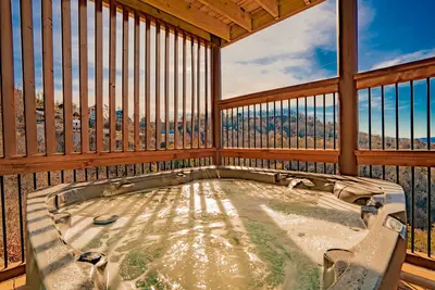 Image de Cowboys Trail: Views, Resort Pool, Wi-Fi, Hot Tub, Close to Dollywood and major Attractions!