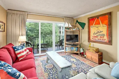Image de Oceanfront Condominium with Great Amenities