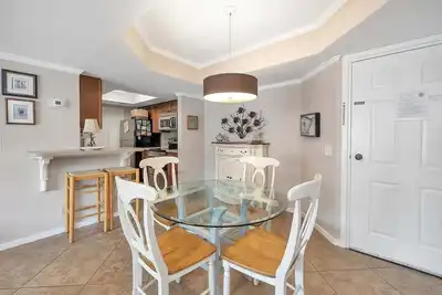 Image de Condominium on St Simons!