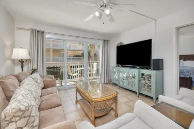 Image de Oceanfront Condo at St. Simons Beach Club!