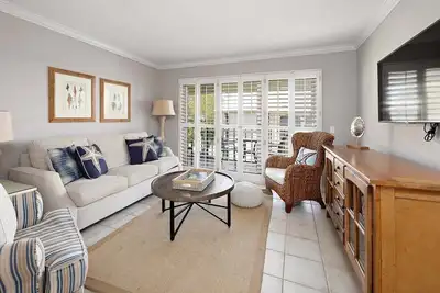 Image de Oceanfront Condominium on St Simons!