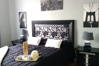 Image de 16 Mirasierras Metro Wifi A/C free parking on street