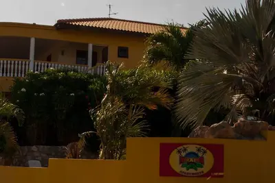Image de Mako : Spacious two bedroom apartment that sleeps up to 5 with pool