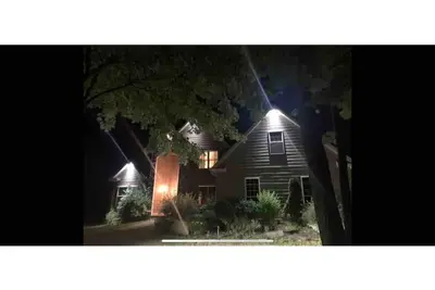 Image de Pet Friendly Home wooded setting 3000 Sq ft