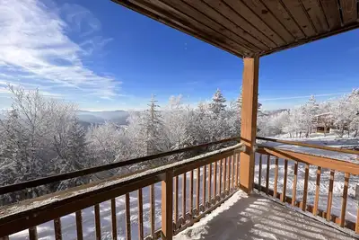 Image de Summit Condo. . . near the Village. The 2025-26 Winter season is Here! ! !