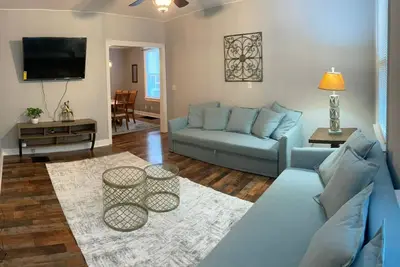 Image de Beautiful 3 bedroom house Downtown Hamilton near Spooky nook / Miami University