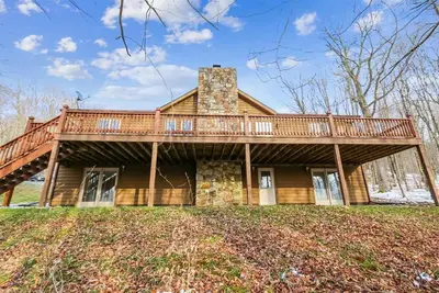 Image de Lazy Bear - 637 Fern Lane<br><br>Lazy Bear - 637 Fern Lane