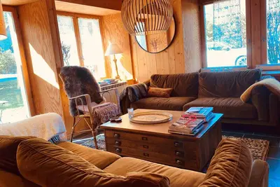 Image de Chalet Savoyard À Samoëns Avec Cheminée Et WiFi