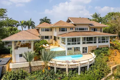 Image de Breathtaking Colonial 5 Bdr Villa w/ Amazing views, Pool & Jacuzzi