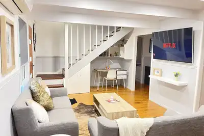 Image de Quiet, cozy and calm 3 bedroom house.