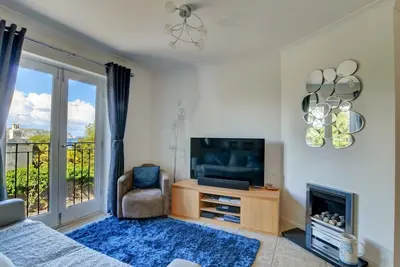 Image de 3 The Downs - Deux Chambres Maison, Couchages 5
