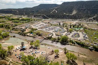 Image de 26' Delightful Passport Travel Trailer