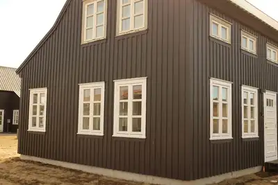 Image de Glacier Front Row View- New Northern lights cottage. - No 6.