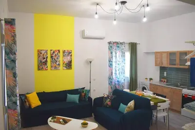 Image de Pyrgos Colourful Studio (wifi A/C parking)