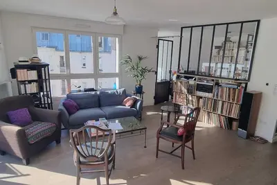 Image de Appt spacieux avec terrasse au pied de Montmartre