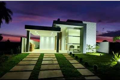 Image de House on the dam with gourmet area and pool in Riviera de Santa Cristina Ii