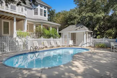 Image de 8th And Sound: Elevator | Pool | Hot Tub