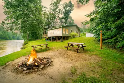Image de Riverfront Cabin ★ Views ★ Quiet ★ Fishing ★ Kayak