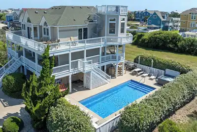 Image de E=M(Sea)2: Private Pool & Hot Tub, Rooftop Deck w/ Ocean View, Pet-friendly
