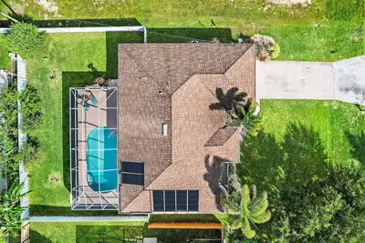 Image de Villa Royal Ann - Pet Friendly fully-fenced electric-heated pool home w/West exposure - Swfl Rentals