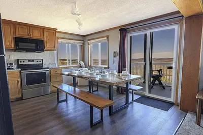 Image de Ml 248: The Catbird Seat | Prime Slopes, Mountain Views, & Fireside Comfort