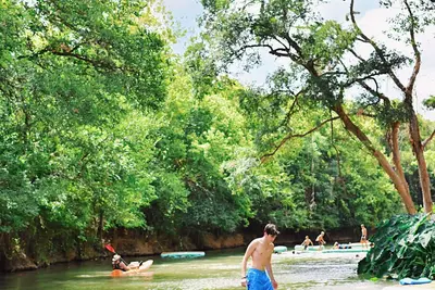 Image de Wow! Brand new Creekfront Cabin! Hot tub, hiking, kayaking & more! - Rc12