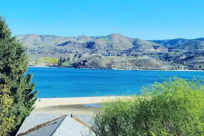 Image de Lovely Lower Floor, Free Wi-Fi, Patio, Boat Pk and Exquisite Views of the Lake!