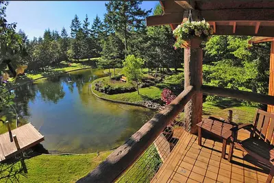 Image de Gramma's 2br Home, Lake, Wooded, Hot Tub, Swim, Swings, Gated Estate, Gorgeous