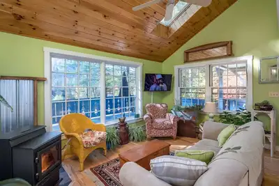 Image de Swiss Chalet at Mt. Abram | 3 Bed, 2 Bath