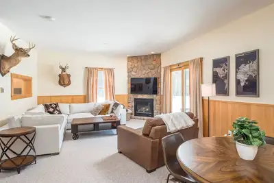 Image de The Pines at Sunday River 01 | 3 Bed, 2. 5 Bath