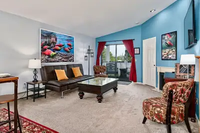 Fishy-Fishy Townhome, 2br/2ba