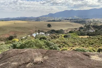 Image de Farmhouse in Joanópolis with swimming pool, lakes and trails.