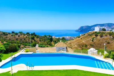 Image de Magnifique maison de vacances avec Wifi, piscine, climatisation, Tv, terrasse et parking