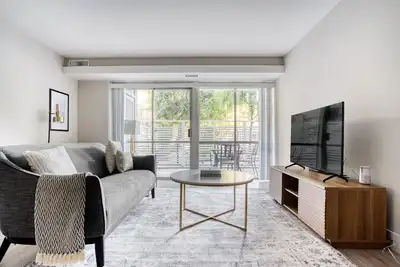 Image de Hip Sunnyvale 1br w/ W/D, Gym & Pool, 10 min to Fb & Google, by Blueground