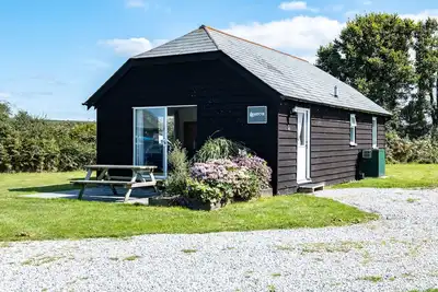 Harbour Lodge, pet friendly, with a garden in Port Isaac