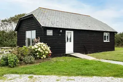 Dolphin Lodge, pet friendly, country holiday cottage in Port Isaac